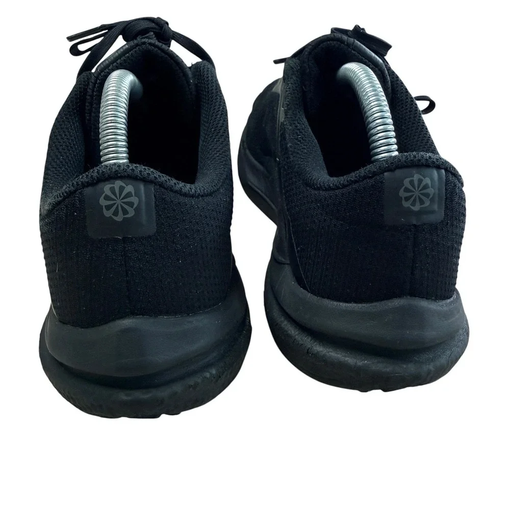 Nike Air Winflo 10 Triple Black Women's US 10 Athletic Sneaker Shoes DV4023-001